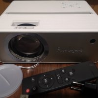 Продавам  проектор  AOPEN QF12, снимка 1 - Плейъри, домашно кино, прожектори - 44152053