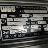 мотор редуктор WEG UECS 303 T/551 24 VDC, снимка 7 - Резервни части за машини - 35033068