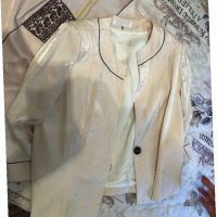 Официален Костюм сако и блуза с къс ръкав+подарък лилава пола дълга към него, снимка 4 - Костюми - 29431322