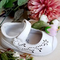 №20,21, Бебешки летни обувки за момиче от Естествена кожа с цветчета, снимка 3 - Детски обувки - 36856449