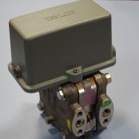 Трансмитер Taylor PneumaticTransmitter 392TD00821, снимка 13 - Резервни части за машини - 35137115