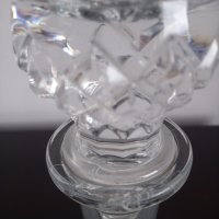 2 броя изящни чаши за вино и изящен кристален декантиер, снимка 4 - Антикварни и старинни предмети - 31453995