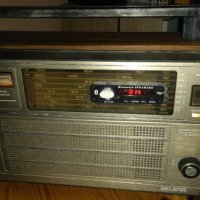 Радио, снимка 1 - Радиокасетофони, транзистори - 34018766