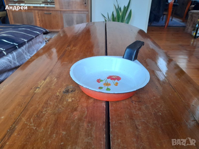 Стар емайлиран омлетен тиган,тиганче #10, снимка 1