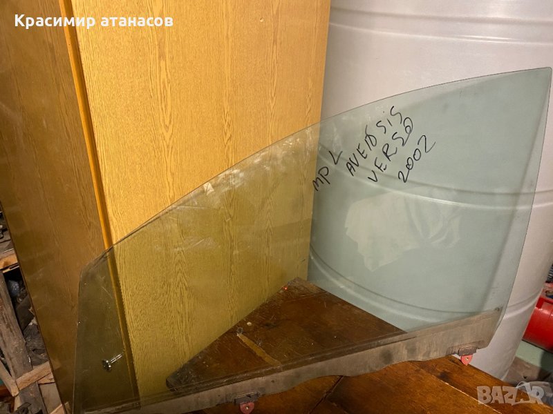 Странично стъкло предно ляво за Тойота Авенсис версо 2001-2004г, снимка 1