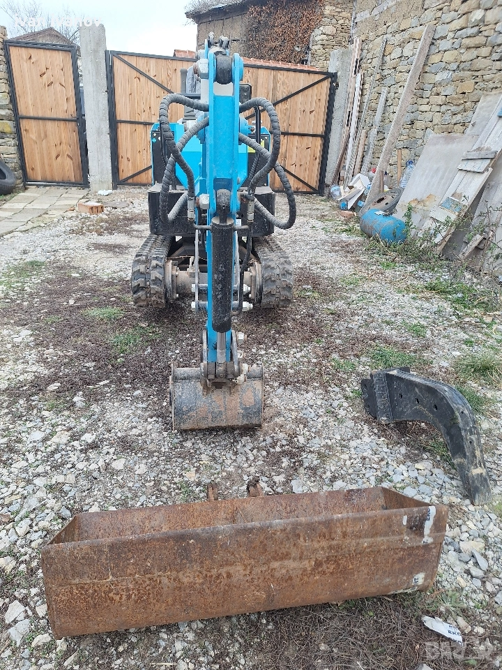 мини багер , снимка 1