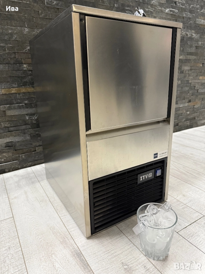 Професионален ледогенератор, снимка 1