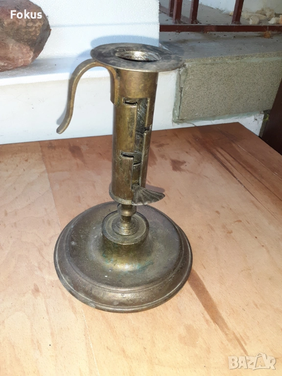 Стар бронзов свещник с механизъм за регулиране на свеща, снимка 1