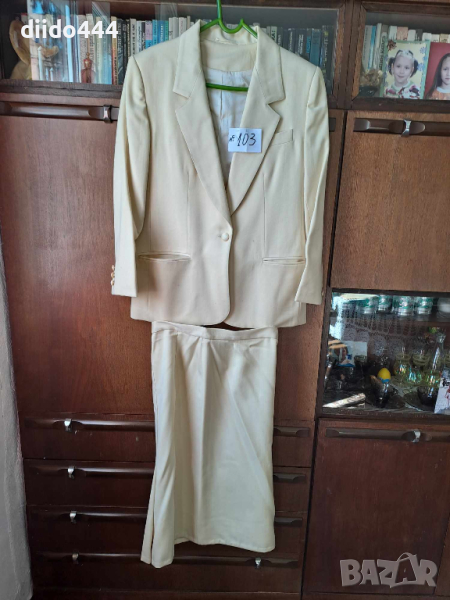 Бял дамски костюм № 103, снимка 1