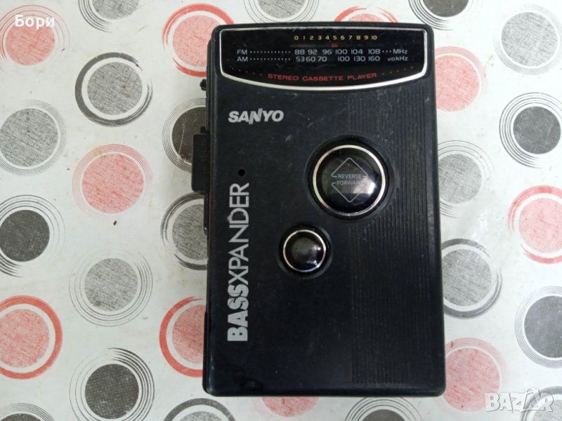 SANYO уокмен с радио, снимка 1