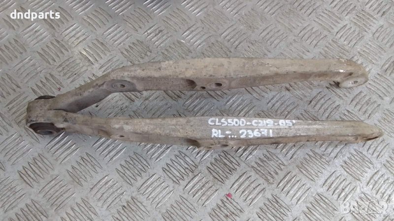 Носач Mercedes CLS500i C219 2005г.(заден ляв)	, снимка 1