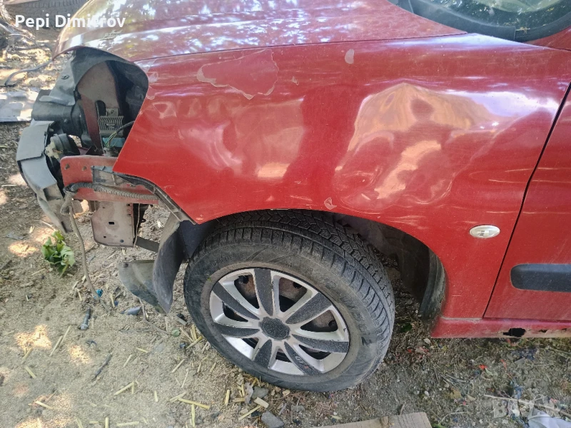 Ляв калник Peugeot Partner I 2006 година , снимка 1