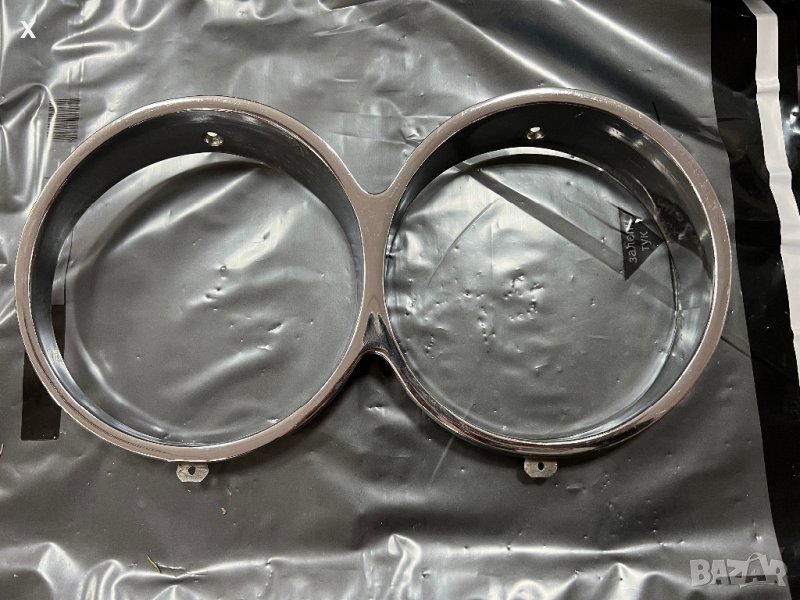 Гривна фар ВАЗ 2103 нова, оригинала, снимка 1