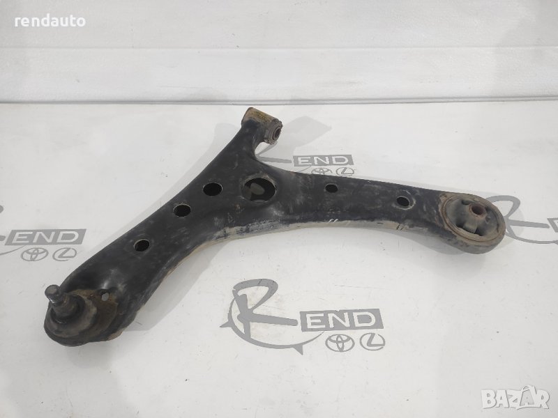 Преден ляв носач Toyota Avensis Verso 2001-2009 1CD , снимка 1