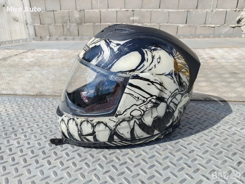 Каска Icon Artists Размер М, снимка 1