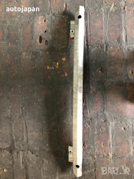 Греда задна броня Audi A3 8l Ауди А3 8л , снимка 1