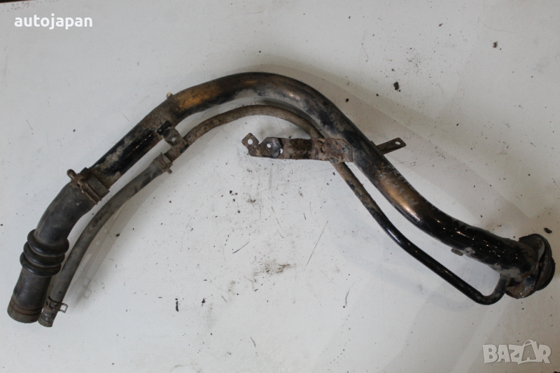 Тръба резервоар, гърловина Мазда премаси цп 1.8 99г Mazda premacy cp 1.8 1999, снимка 1