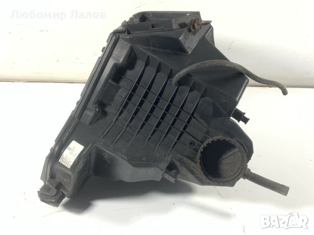 Филтърна кутия въздушен филтър Audi A5 8T Q5 8R 2.7 3.0 TDI 8K0133837B