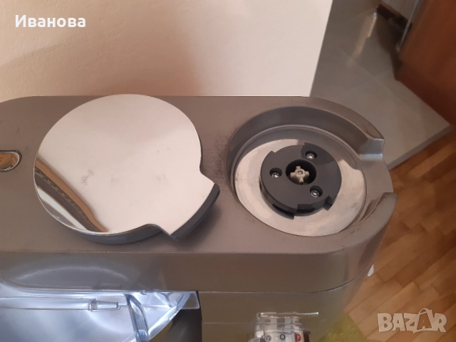 Кухненски робот KENWOOD Chef XL 1700W 6.7L KVL планетарен, снимка 10 - Кухненски роботи - 51700080