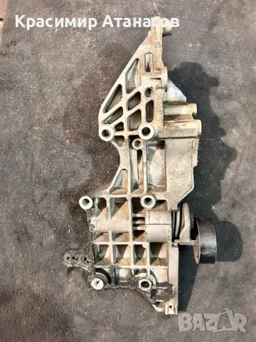 Стойка компресор климатик за VW пасат B6. 03L903139D, снимка 2 - Части - 48858972