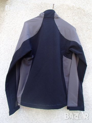 Продавам ново пролетноесенно/ лятно разтегливо бързосъхнещо яке Montura, снимка 9 - Якета - 30049678