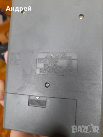 Стар Уокмен Sanyo M-G7SP, снимка 6 - Антикварни и старинни предмети - 54091985