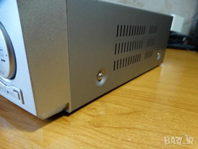 SHARP VC-MH771SM, снимка 8 - Плейъри, домашно кино, прожектори - 54173512