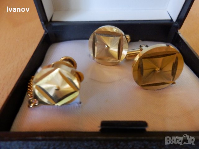 Комлект Monarch - ръкавели и игла, снимка 2 - Други - 36828377