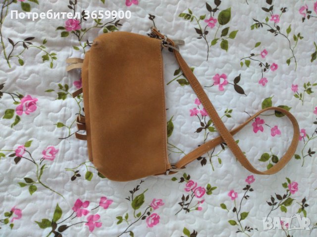 Малка чантичка , снимка 2 - Чанти - 40249990