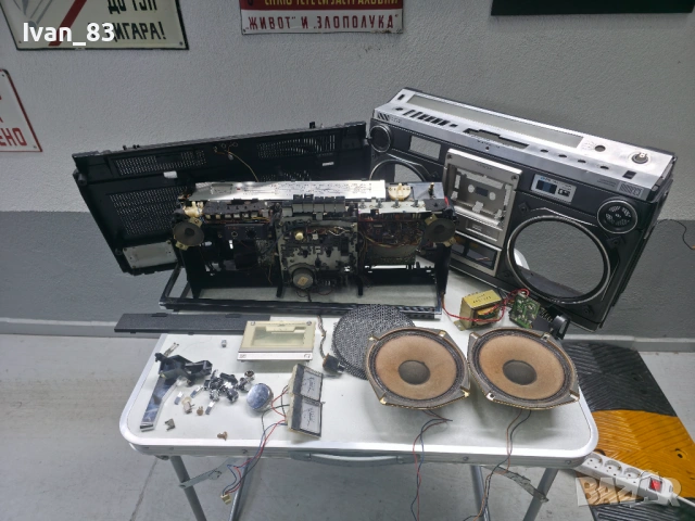 Радиокасетофон Hitachi trk 8180e на части! 
