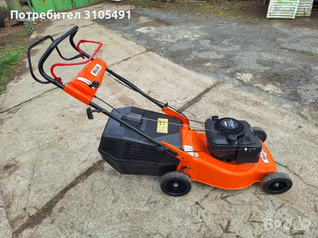 Косачка Briggs Oleo-mac 5к.с.самоходна с кош мулчираща, снимка 6 - Градинска техника - 54009741