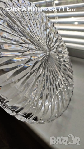 Голяма кристална купа с капак, снимка 6 - Аксесоари за кухня - 54259336