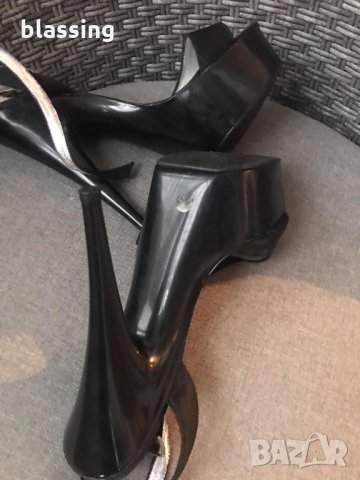 Високи обувки, снимка 10 - Дамски обувки на ток - 31777976