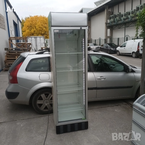 хладилна витрина 60х206см
