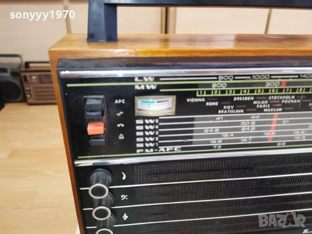 SELENA B-211 RADIORECEIVER MADE IN USSR 2912251637, снимка 15 - Радиокасетофони, транзистори - 52928963