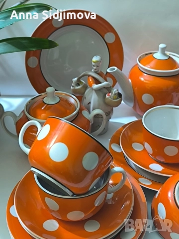 Руски порцелан сервиз за чай и статуетки , снимка 2 - Сервизи - 52174140