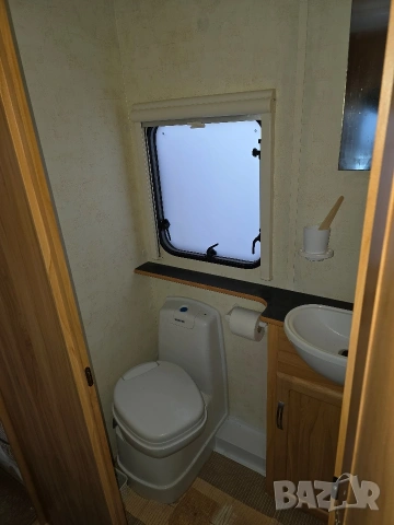 Каравана FLEETWOOD четири-пет местна , снимка 10 - Каравани и кемпери - 53031348