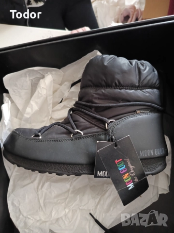 Дамски боти Moon Boot, снимка 2 - Дамски боти - 52776404