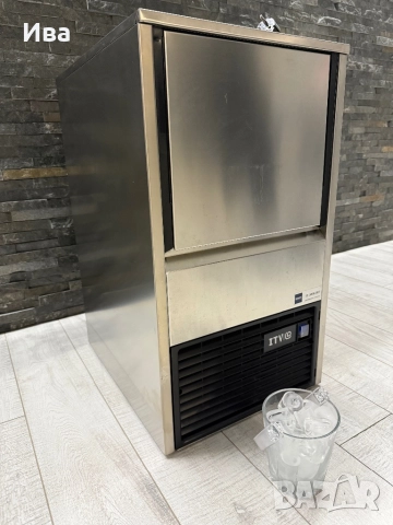 Професионален ледогенератор