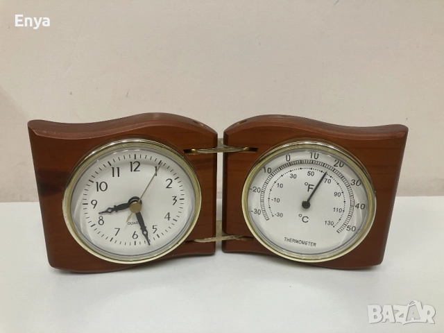 Дървена станция с часовник и термометър - винтидж стил