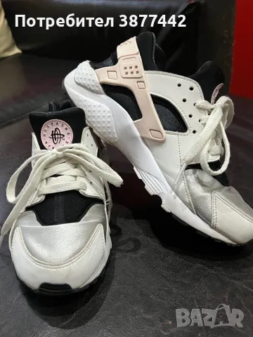 Дамски маратонки NIKE HUARACHE 38н-150 лв, снимка 2 - Маратонки - 49896312