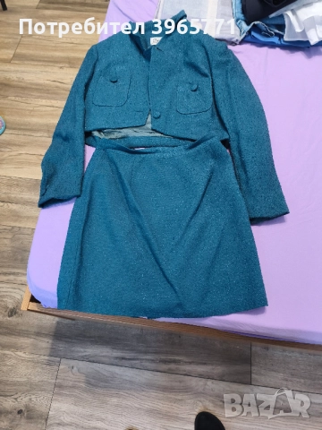 Дамски костюм