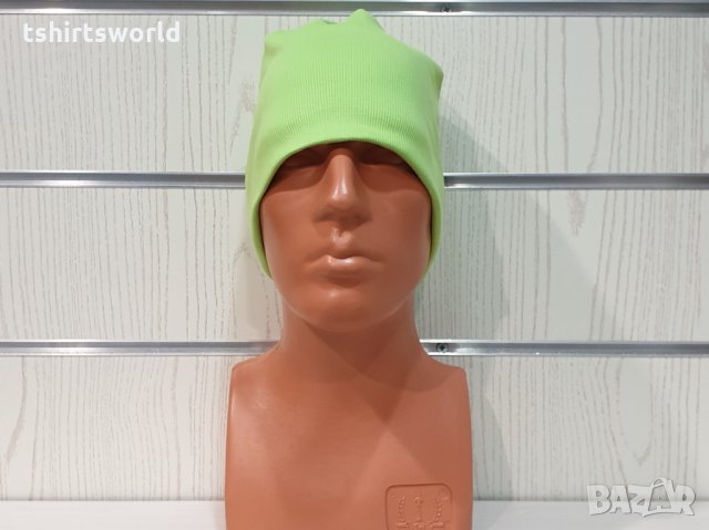 Нова зимна шапка в неонов зелен цвят, снимка 4 - Шапки - 32046534