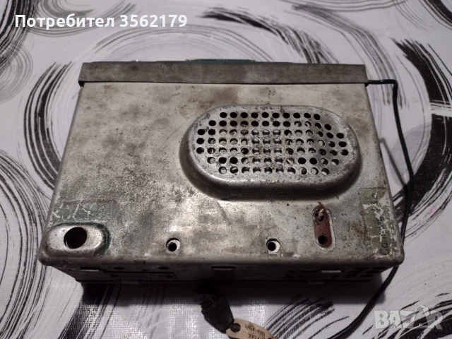 Ретро авторадио Берлин, снимка 2 - Радиокасетофони, транзистори - 53056784
