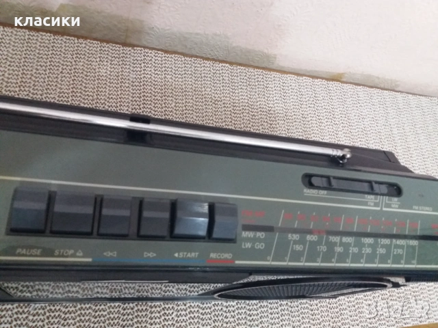 Радиокасетофон ITT NOKIA, снимка 7 - Радиокасетофони, транзистори - 54010267