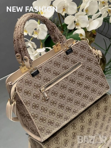 Дамски Чанти ✨Guess, снимка 13 - Чанти - 51758236