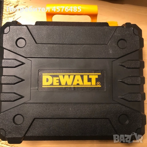 Винтоверт DeWALT, снимка 5 - Винтоверти - 52644877