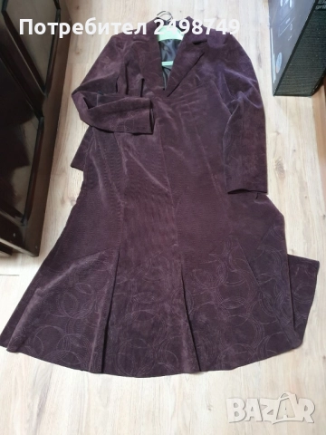 Дамски костюм, снимка 6 - Костюми - 52263762