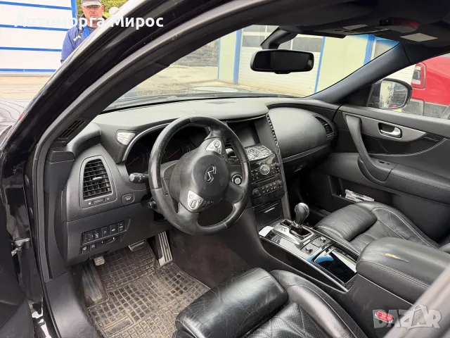 Infiniti FX30 d S НА ЧАСТИ, снимка 8 - Автомобили и джипове - 56493195