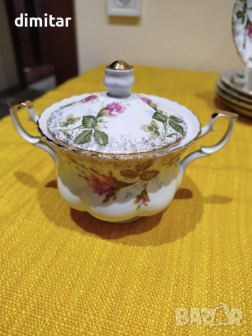 Порцеланов   сервиз за кафе 🍵🌹🍵🌹„CHODZIEZ “POLAND , снимка 11 - Сервизи - 53123130